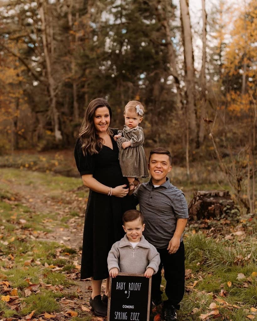 Zach Roloff with his wife and kids